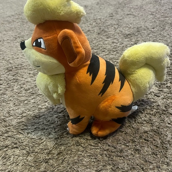 Pokemon Growlithe 10" Plush - Picture 2 of 4